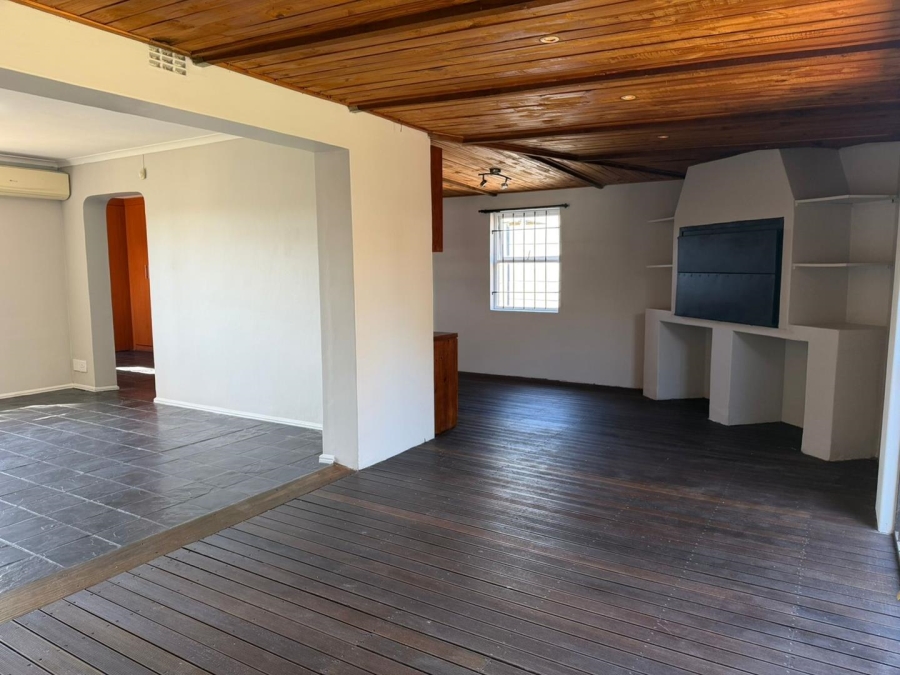 4 Bedroom Property for Sale in Milnerton Ridge Western Cape